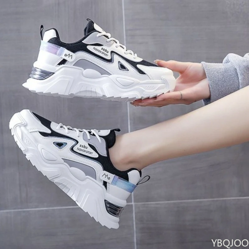 Large Size Autumn Fashion Breathable Lightweight Casual Comfortable Women's Shoes Versatile Flat Bottom Women's Sports Dad Shoes