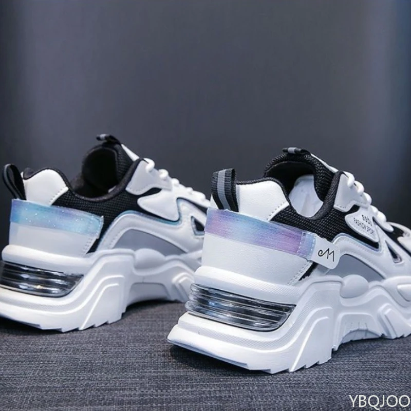 Large Size Autumn Fashion Breathable Lightweight Casual Comfortable Women's Shoes Versatile Flat Bottom Women's Sports Dad Shoes