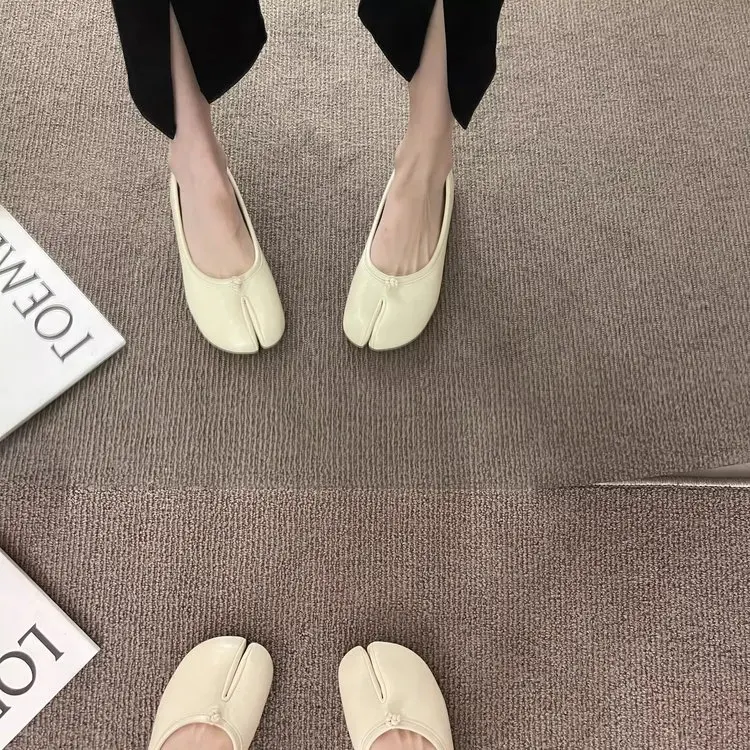 Korean Style Horse-Shoe Split-Toe Women's Shallow Mouth Single Shoes New Slip-On Pig's Trotters Versatile Grandma Flat Loafers