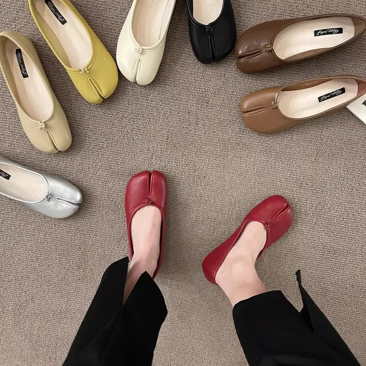 Korean Style Horse-Shoe Split-Toe Women's Shallow Mouth Single Shoes New Slip-On Pig's Trotters Versatile Grandma Flat Loafers