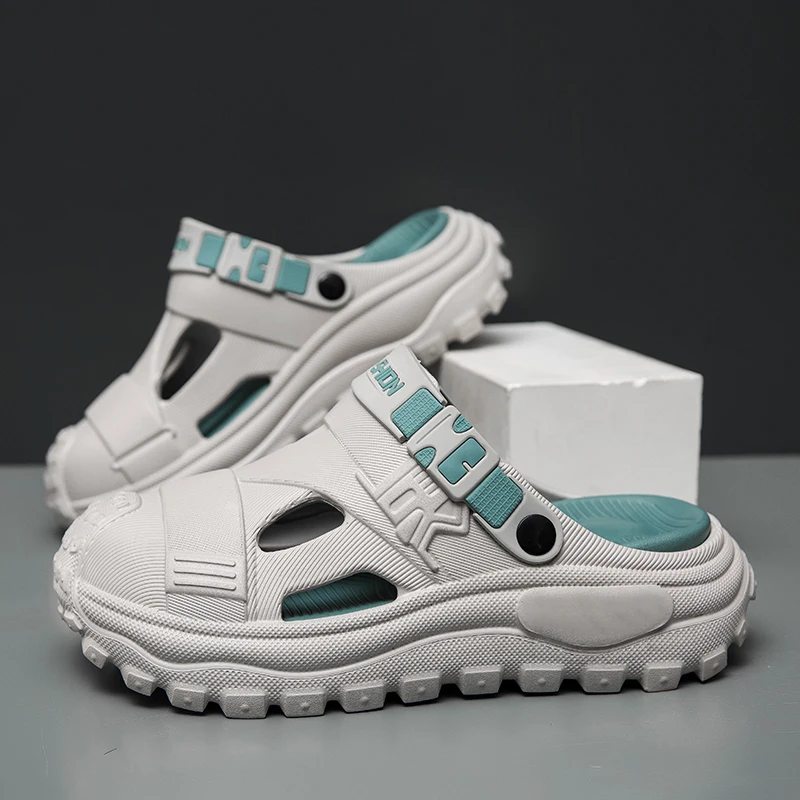 Summer New Men's Beach Clogs Outdoor Sandals Comfortable Slippers EVA Slides For Men Casual Garden Shoes Male Beach Slippers