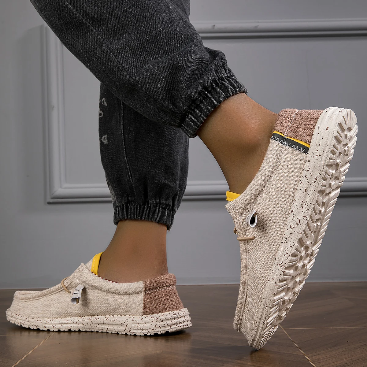 Men's Loafers Lightweight Comfortable Wide-Size Casual Sport Shoes for All Seasons Daily Wear Flat-Soled Men's Footwear