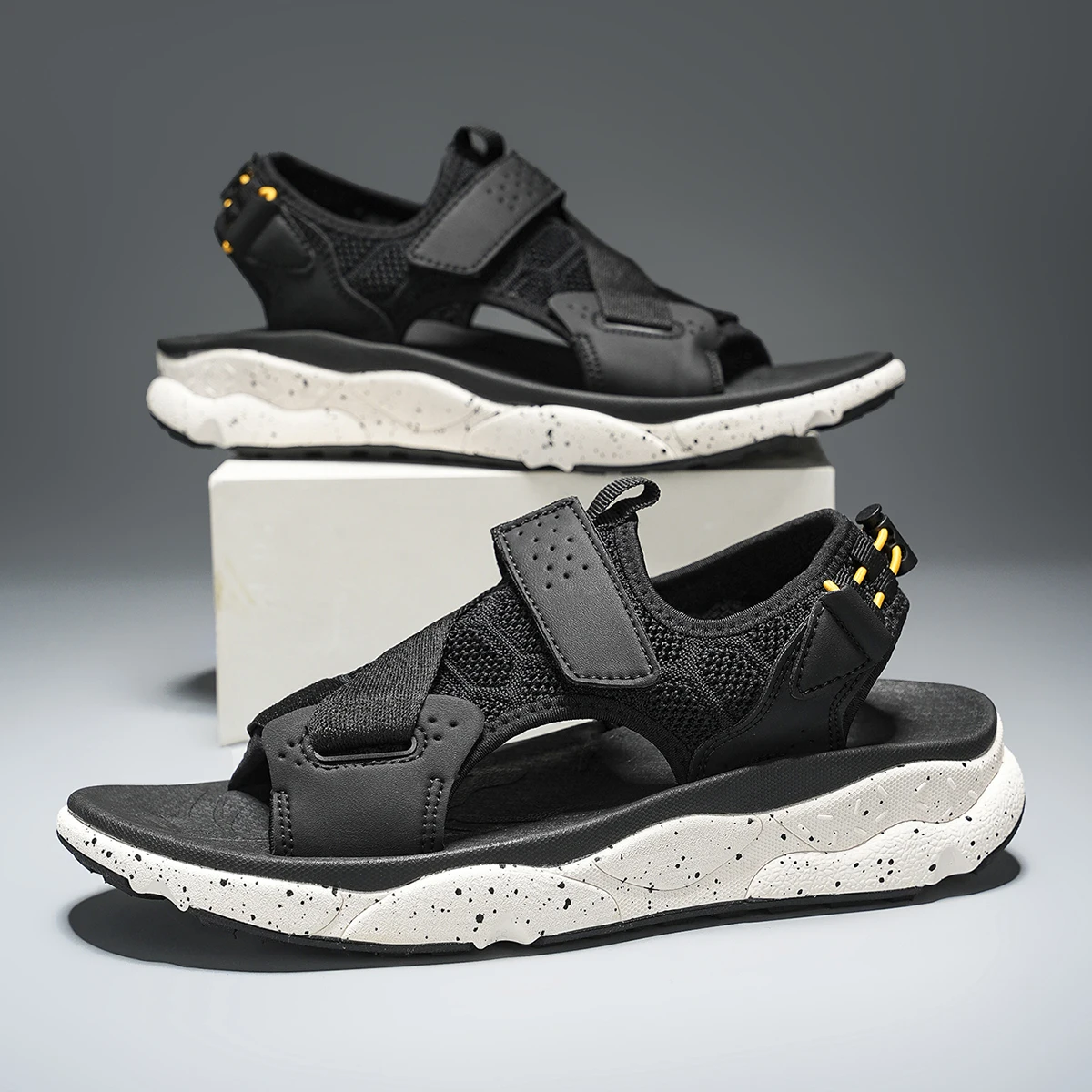 Men's Casual Sports Sandals Outdoor Hiking Sandals Comfortable Non-Slip Beach&Trekking Sandals Plus Size Adjustable