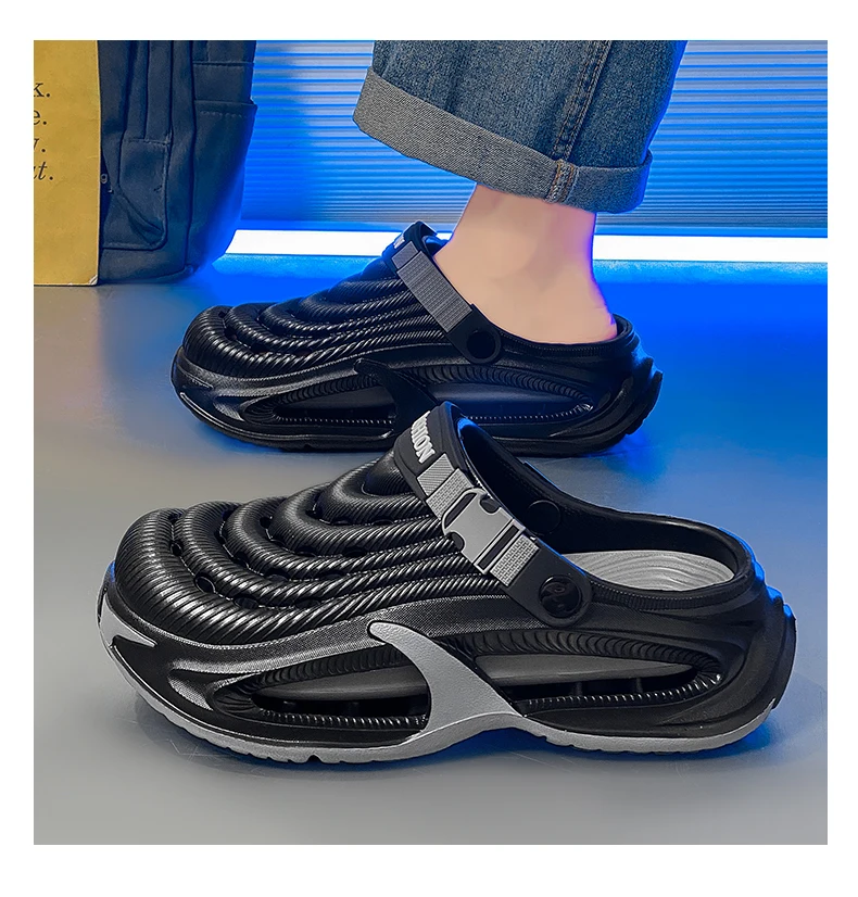 Fashion Sandals Hollow Platform Clogs EVA Cushion Slides Anti-odor Outdoor Beach Slippers Walking Sandals Men Women Size 36-47