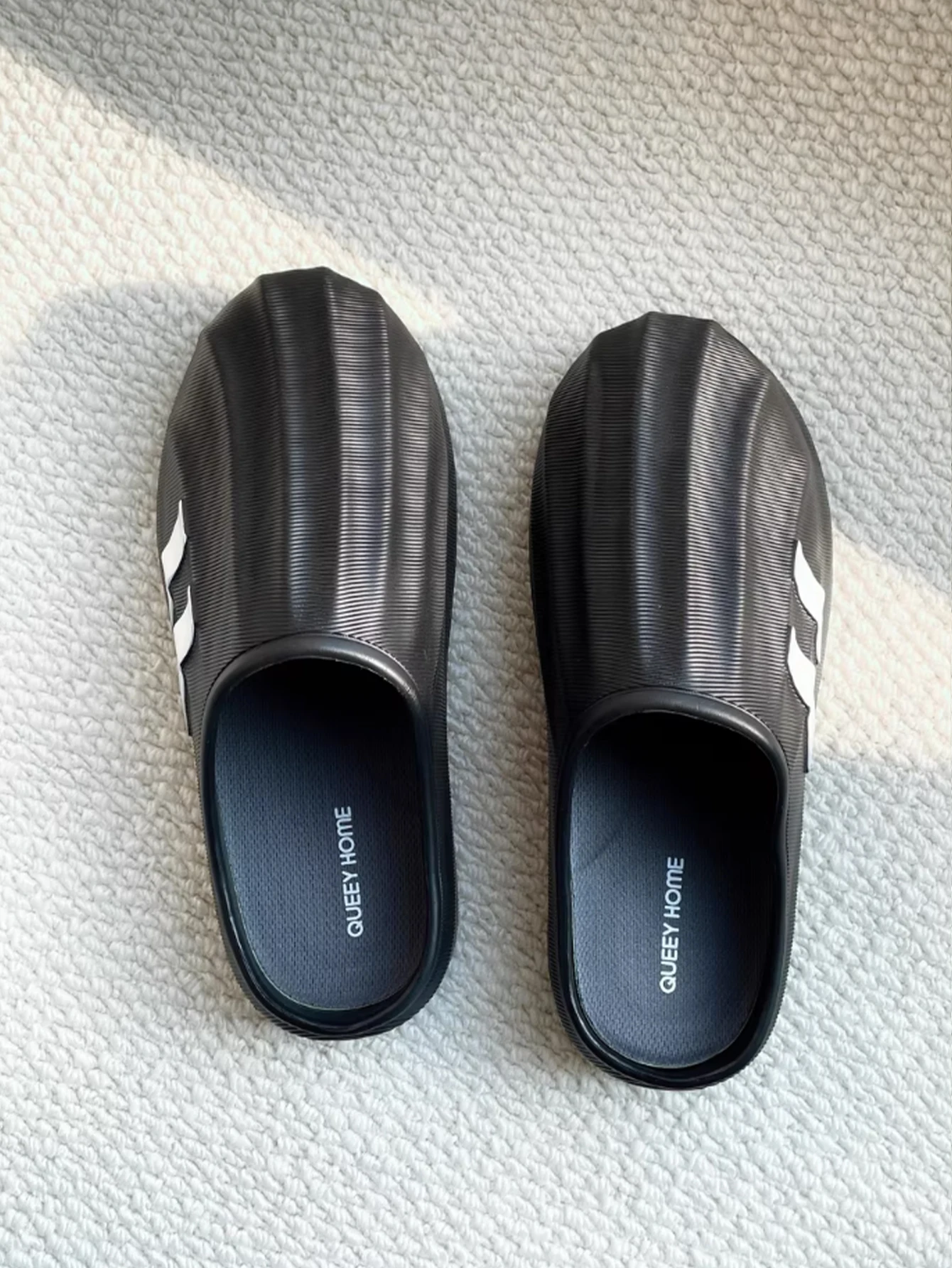 Sandals for Men Summer Men's Closed-Toe Slip-On Clogs Waterproof Soft Thick Sole Indoor Outdoor Dual Use Breathable Casual Shoes