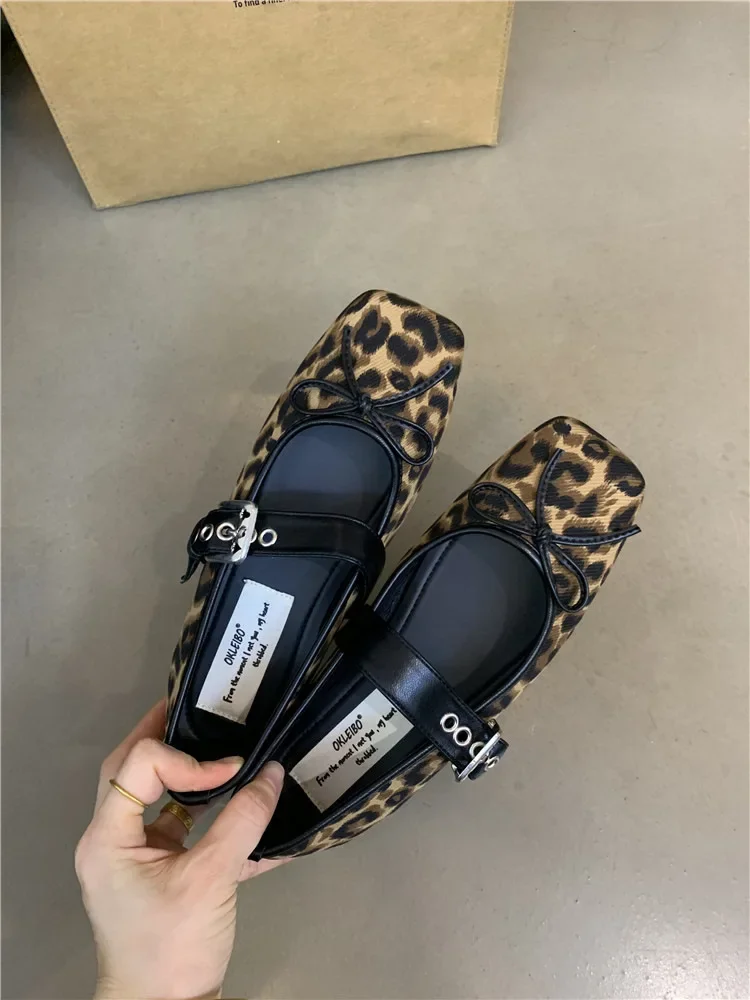 Women's square toe Shoes New Luxury Bow flats Ladies ballet silver belt buckle footwear Elegant fashion Mary Jane shoes Zapatos