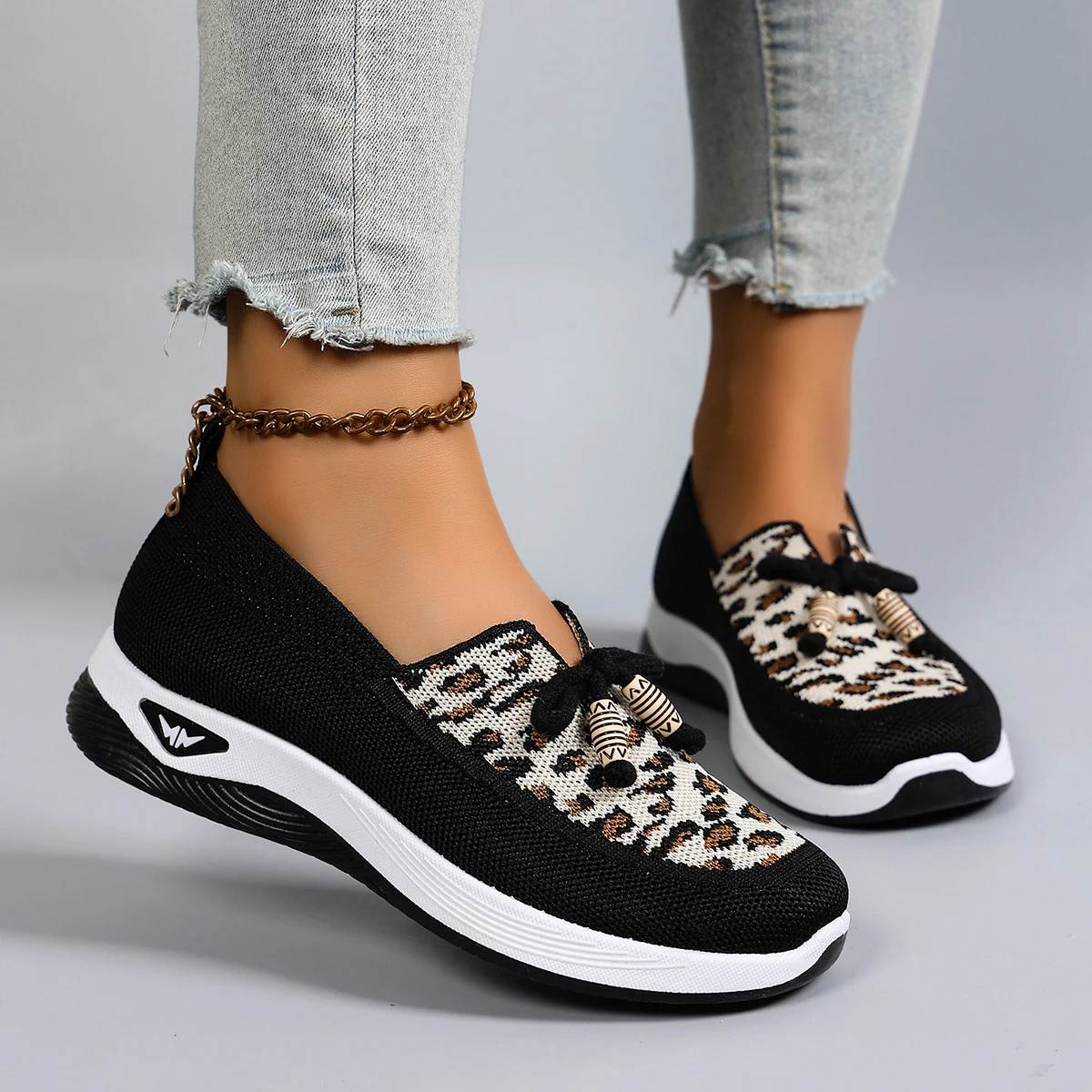 Women's summer breathable mesh flat shoes women's shoes casual sneakers shoes, clearance free shipping