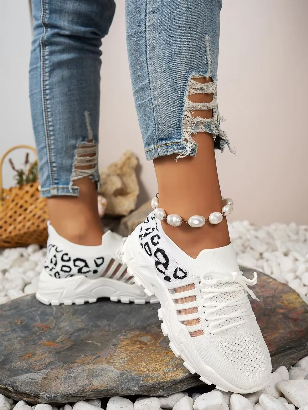 Woman Shoes Leopard Print Sneakers Lightweight and Breathable Women's Casual Sneakers Sale Shoes with Free Shipping
