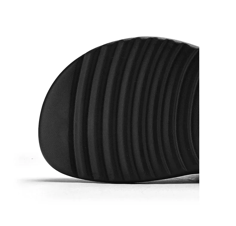 Quick-Dry EVA Solid Color Mens Sandals Fashion Trendy Lightweight Outdoor Travel Essentials Beach Shoes Casual Men’s Slippers