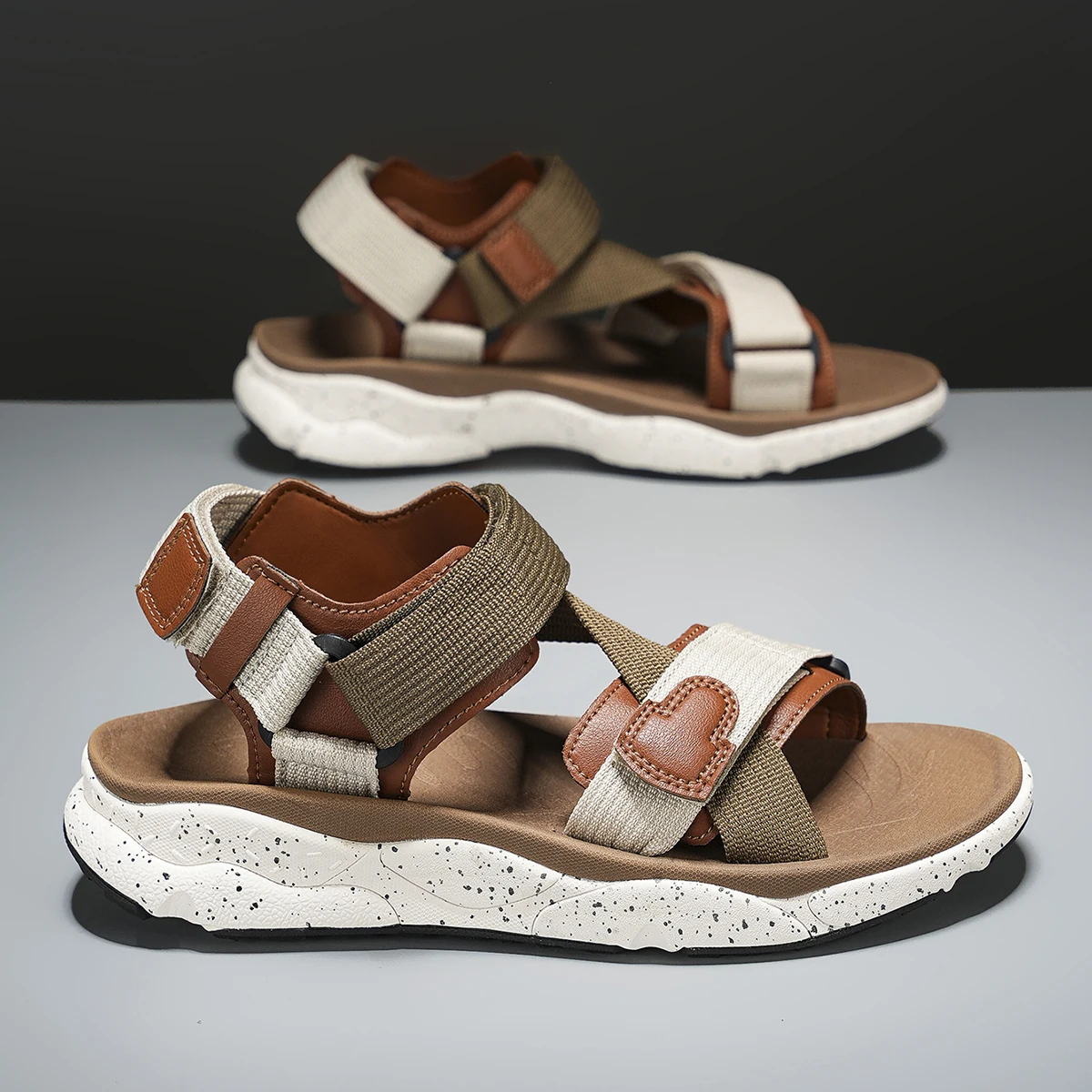 Men's Casual Sports Sandals Outdoor Hiking Sandals Comfortable Non-Slip Beach&Trekking Sandals Plus Size Adjustable