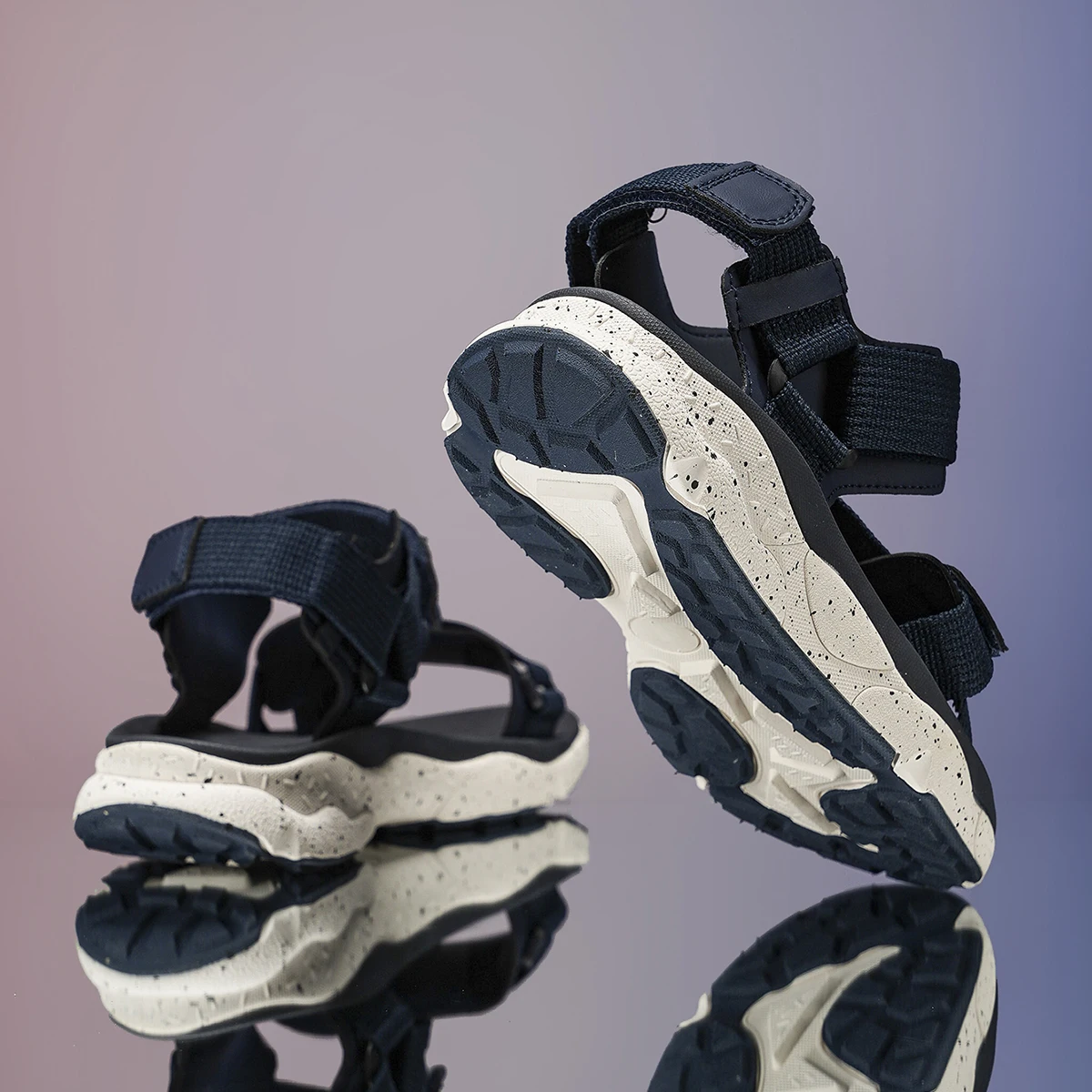 Men's Casual Sports Sandals Outdoor Hiking Sandals Comfortable Non-Slip Beach&Trekking Sandals Plus Size Adjustable