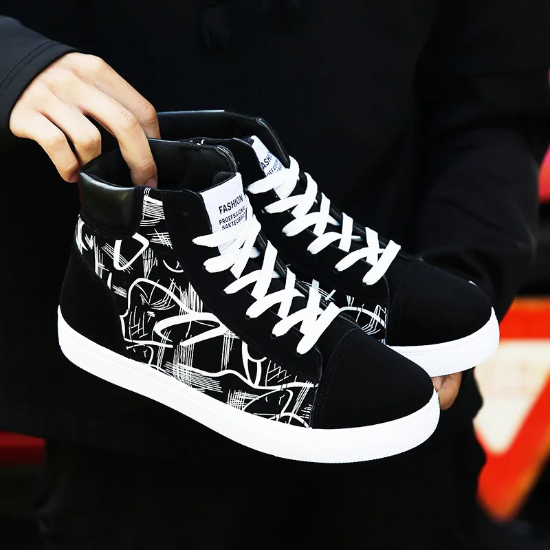 New men high top Canvas Shoes Outdoor Fashion walking Sneakers Male Casual Vulcanized Shoes Student Anti slip Tenis sports shoes
