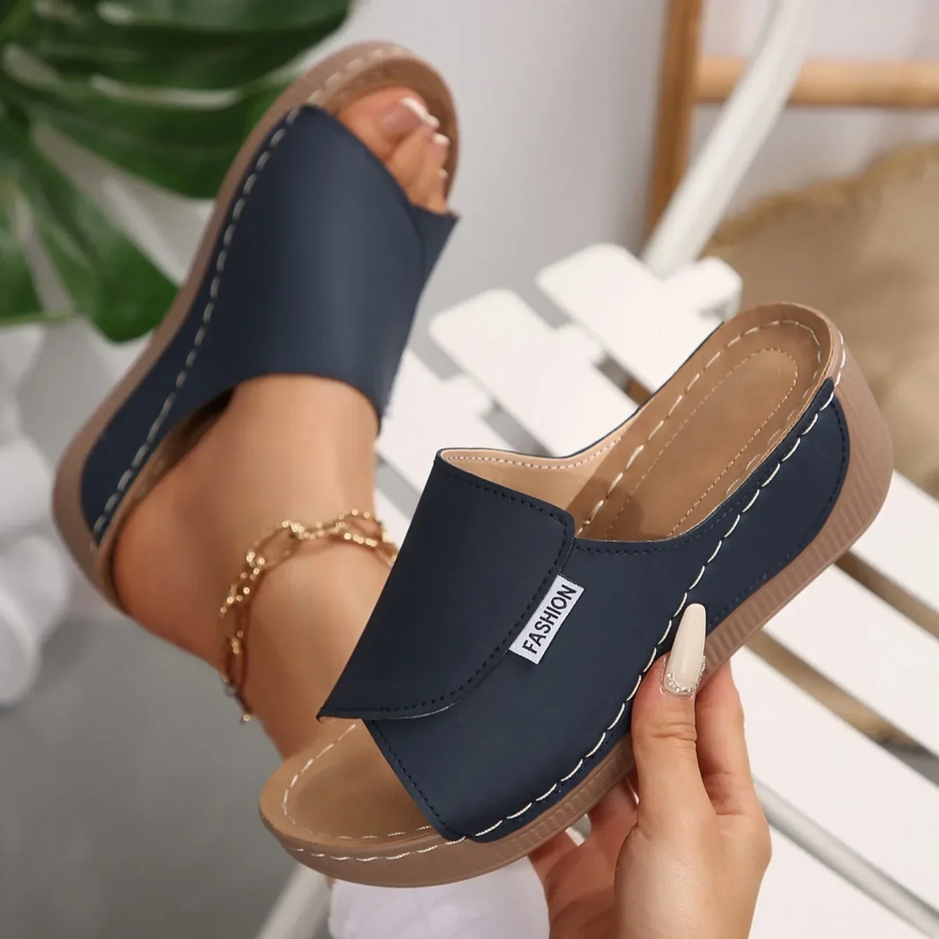2026 Women Wedge Slippers New Fashion Summer Slippers Open Toe Breathable Sandals Comfortable Buckle Woman Shoes Slides Women