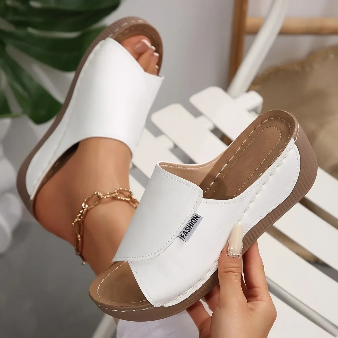 2026 Women Wedge Slippers New Fashion Summer Slippers Open Toe Breathable Sandals Comfortable Buckle Woman Shoes Slides Women