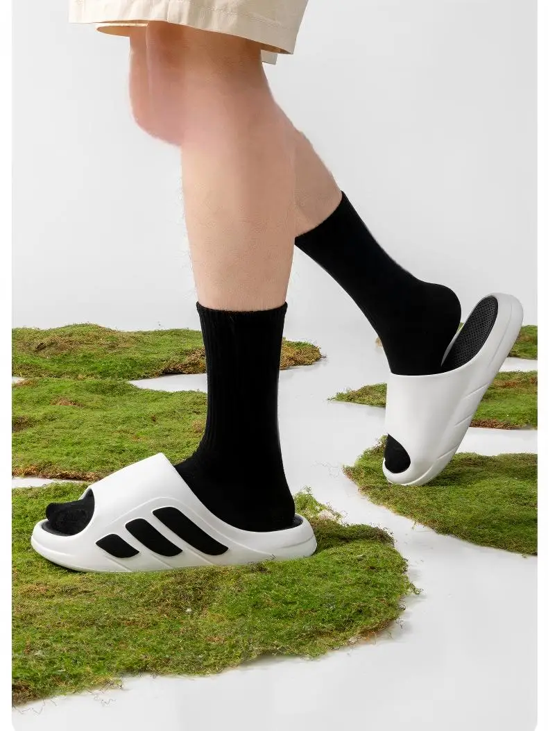 Women's Trendy Outdoor Couple's Slippers, Eva Slippers with a Soft, Non-Slip, and Durable Feel, Suitable for Men and Women, Indoor Home Silent Slippers