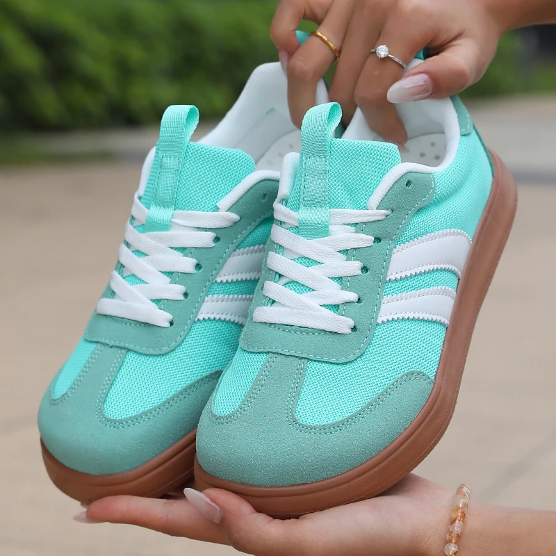 Lightweight Comfortable Sneakers for Women Fashion Striped Lace Up Sports Shoes Woman Casual Breathable Green Sneakers Plus Size