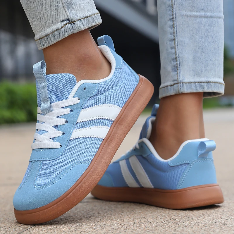 Lightweight Comfortable Sneakers for Women Fashion Striped Lace Up Sports Shoes Woman Casual Breathable Green Sneakers Plus Size