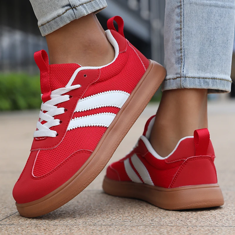 Lightweight Comfortable Sneakers for Women Fashion Striped Lace Up Sports Shoes Woman Casual Breathable Green Sneakers Plus Size