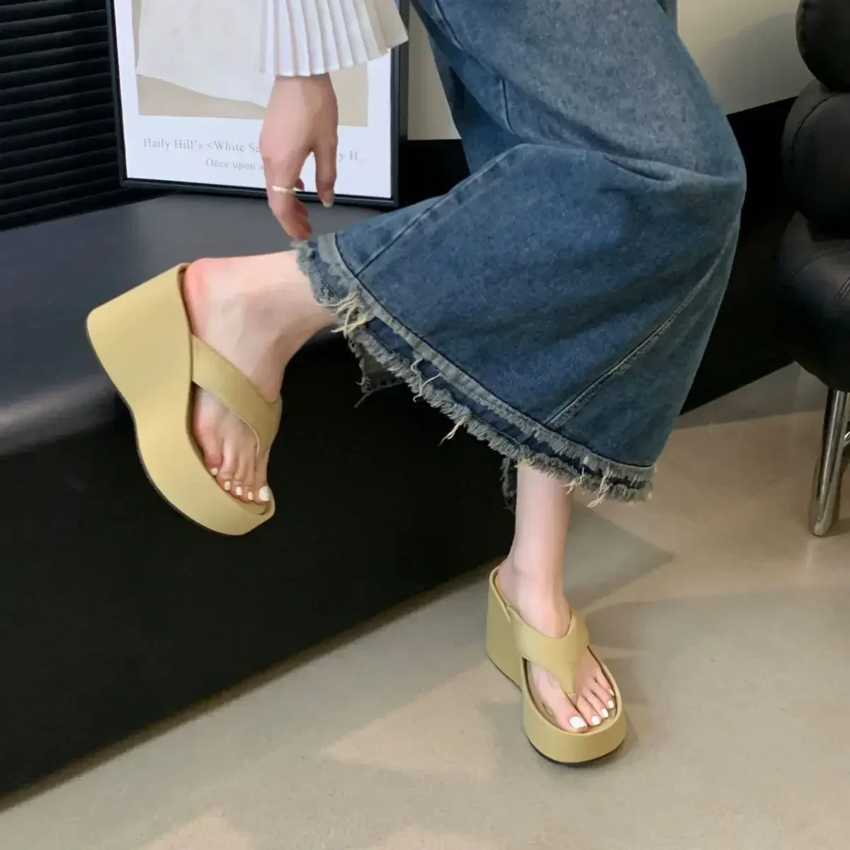 2026 New Design Summer Chunky Woman Slippers Fashion Platform Wedges High Heel Silvery Ladies Shoes Zapatillas De Mujer