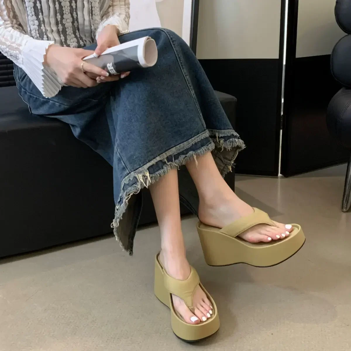 2026 New Design Summer Chunky Woman Slippers Fashion Platform Wedges High Heel Silvery Ladies Shoes Zapatillas De Mujer