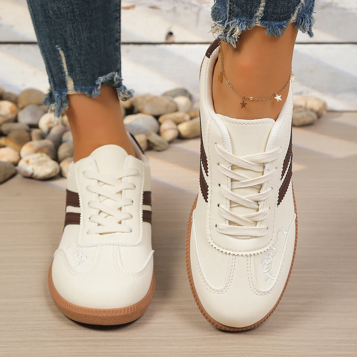Embroidery Korean Style 2026 New Women's Training Shoes, Versatile Casual Sports Ultra-Light Flat White Sneakers