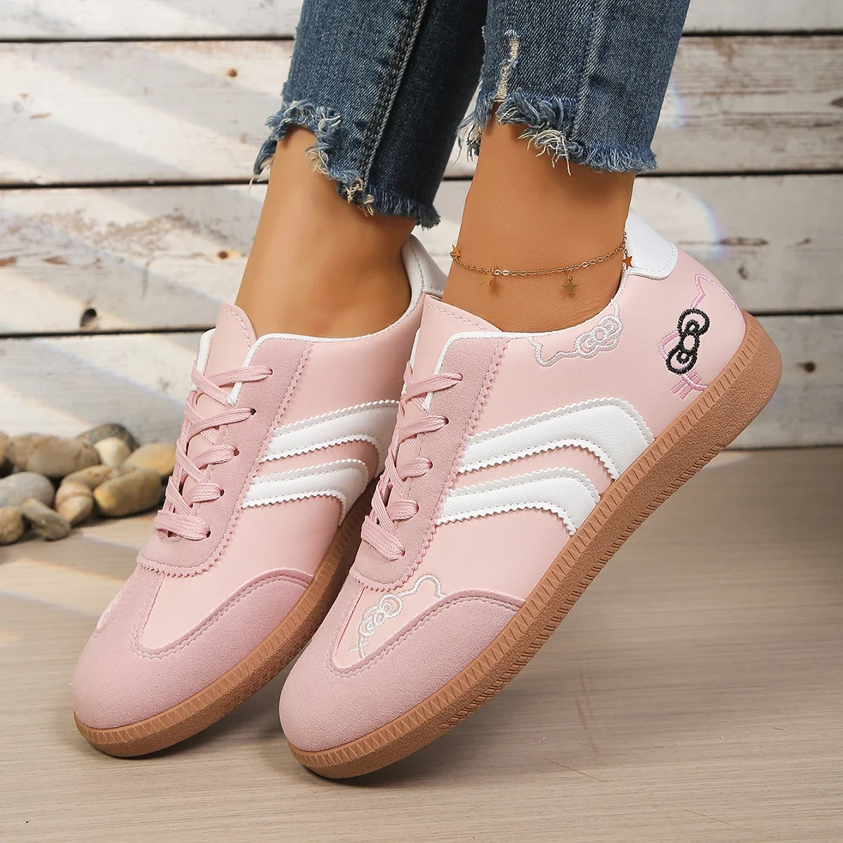 Embroidery Korean Style 2026 New Women's Training Shoes, Versatile Casual Sports Ultra-Light Flat White Sneakers