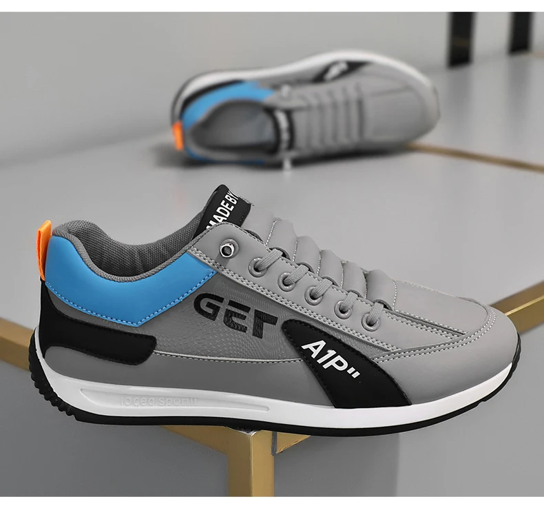 Summer and Autumn New Style Men's Shoes Spring and Summer Sports Board Shoes Running Lightweight Casual Shoes