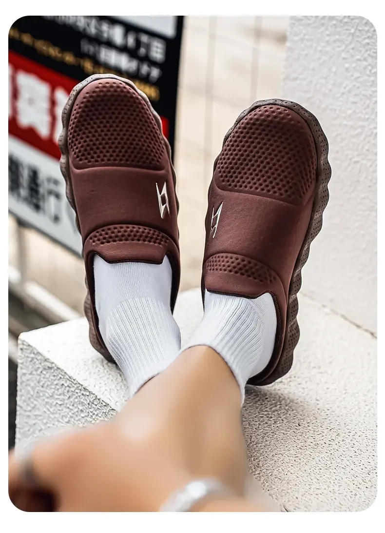 2026 Oversize Closed Toe Slides Men One Step On Thick Platform Sole Shock Absorption Strong Grip Comfort Casual Walking Slippers