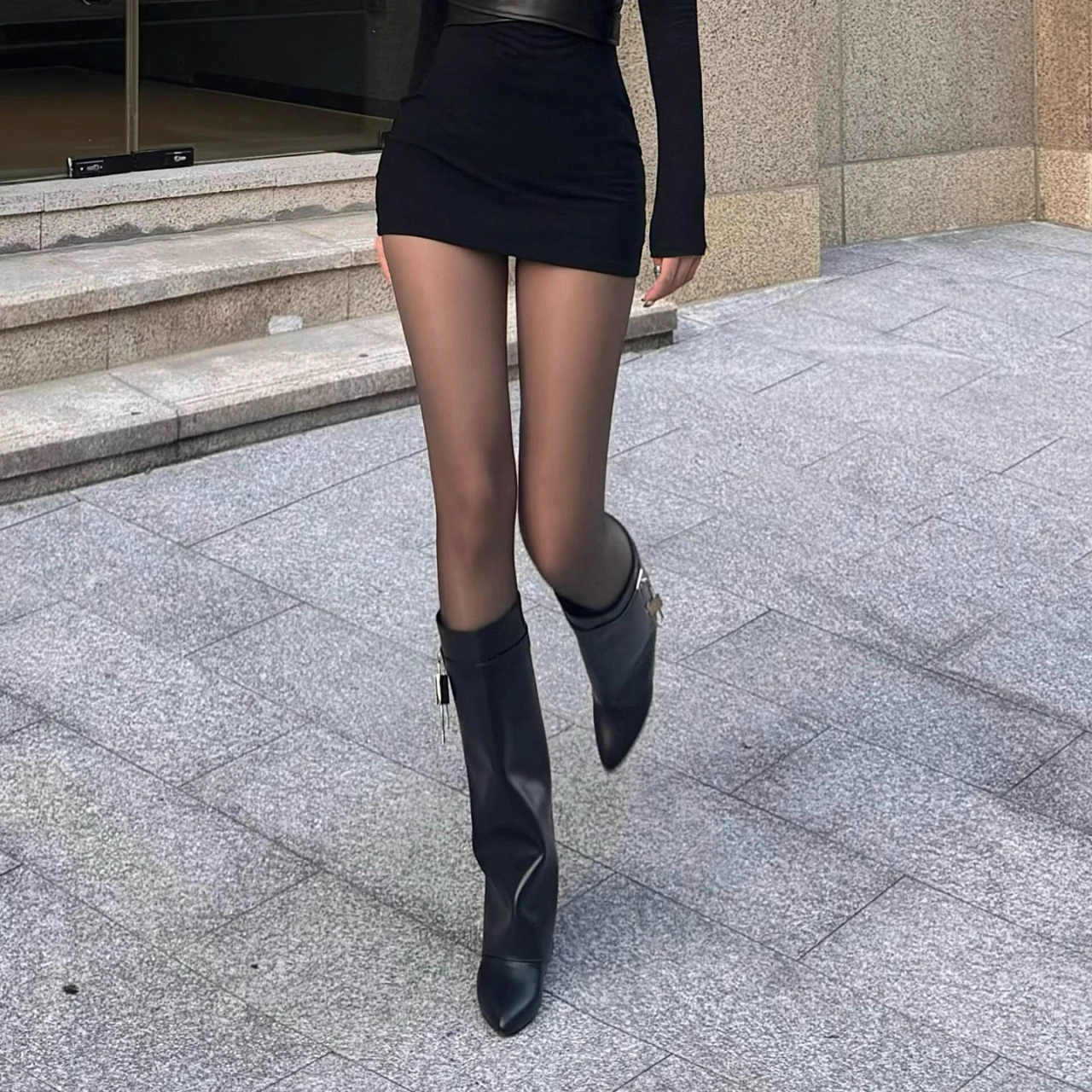 Brand Designer 2025 Winter New Outdoor Office Comfortable Slip-on Women's Knee-high Boots Casual Gothic Motorcycle Boots 35-41
