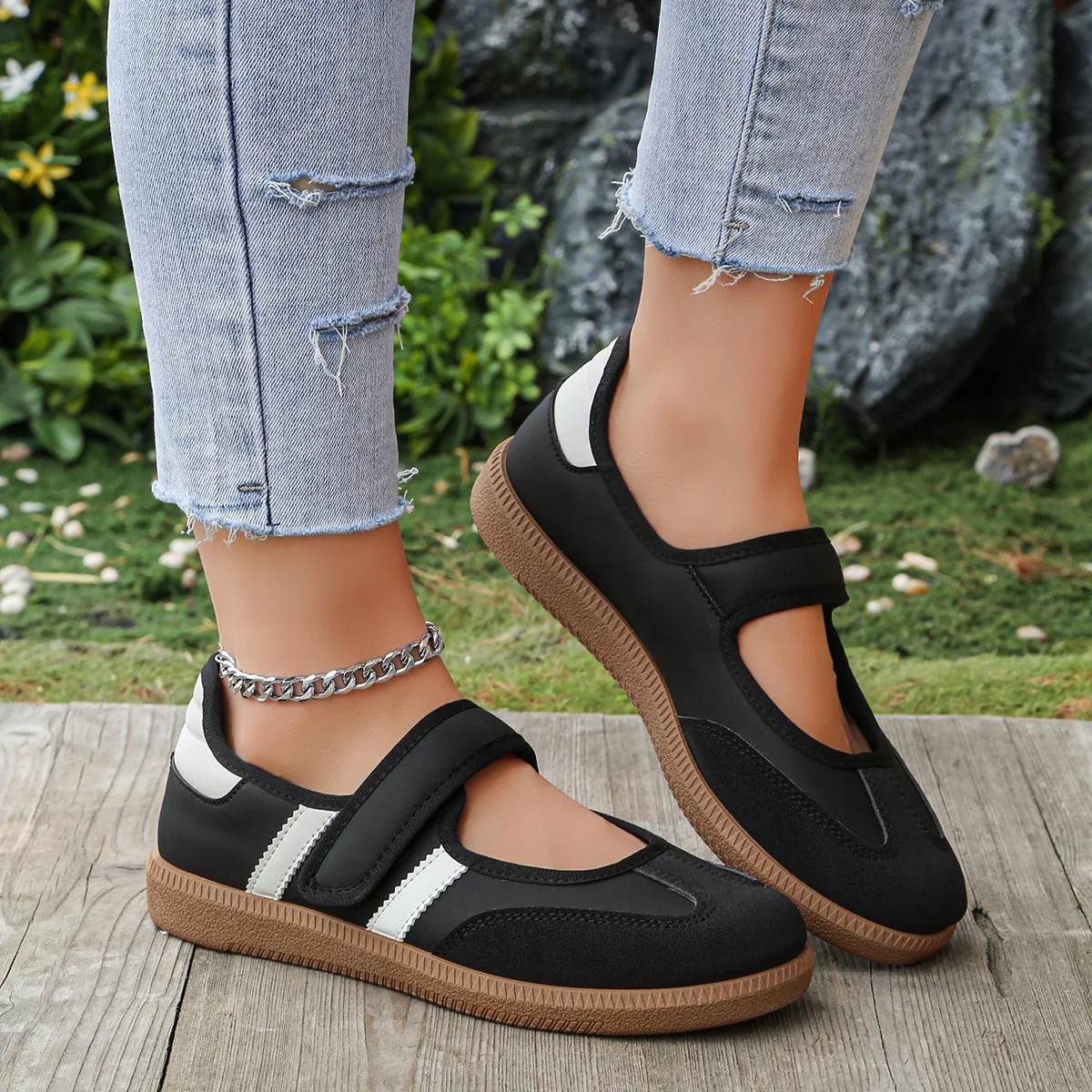Women Large Size Casual Sneakers New Slip on Walking Shoes Spring Autumn Soft Bottom Board Shoes for Women Zapatos De Mujer