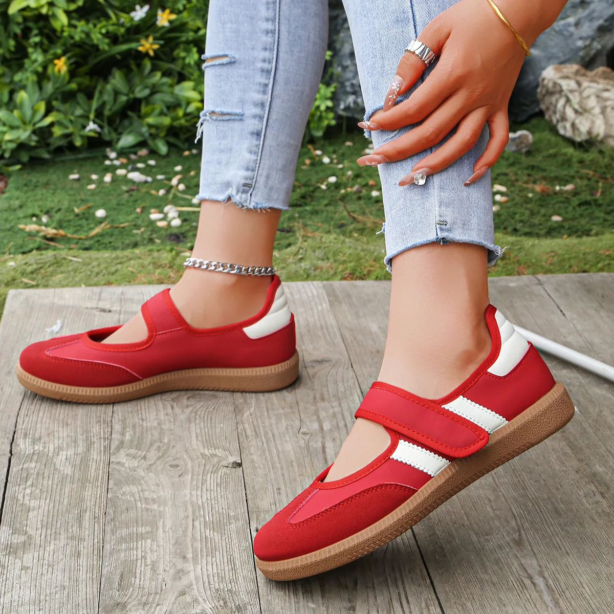 Women Large Size Casual Sneakers New Slip on Walking Shoes Spring Autumn Soft Bottom Board Shoes for Women Zapatos De Mujer