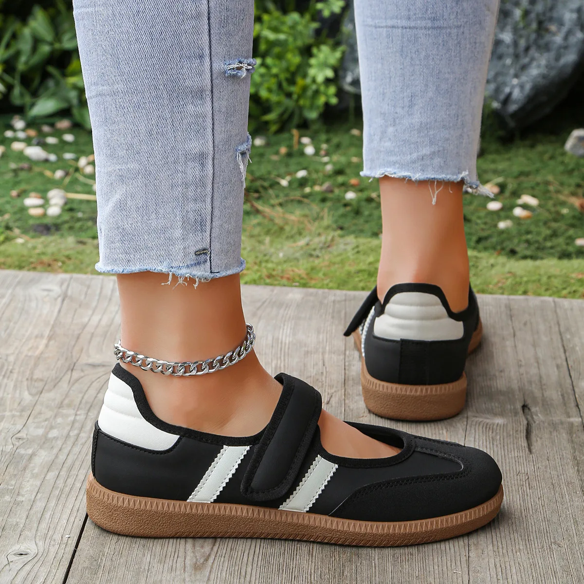 Women Large Size Casual Sneakers New Slip on Walking Shoes Spring Autumn Soft Bottom Board Shoes for Women Zapatos De Mujer