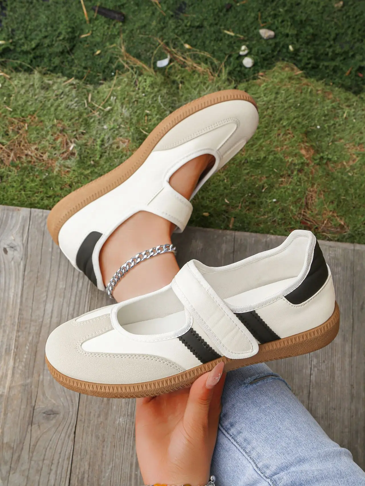 Women Large Size Casual Sneakers New Slip on Walking Shoes Spring Autumn Soft Bottom Board Shoes for Women Zapatos De Mujer