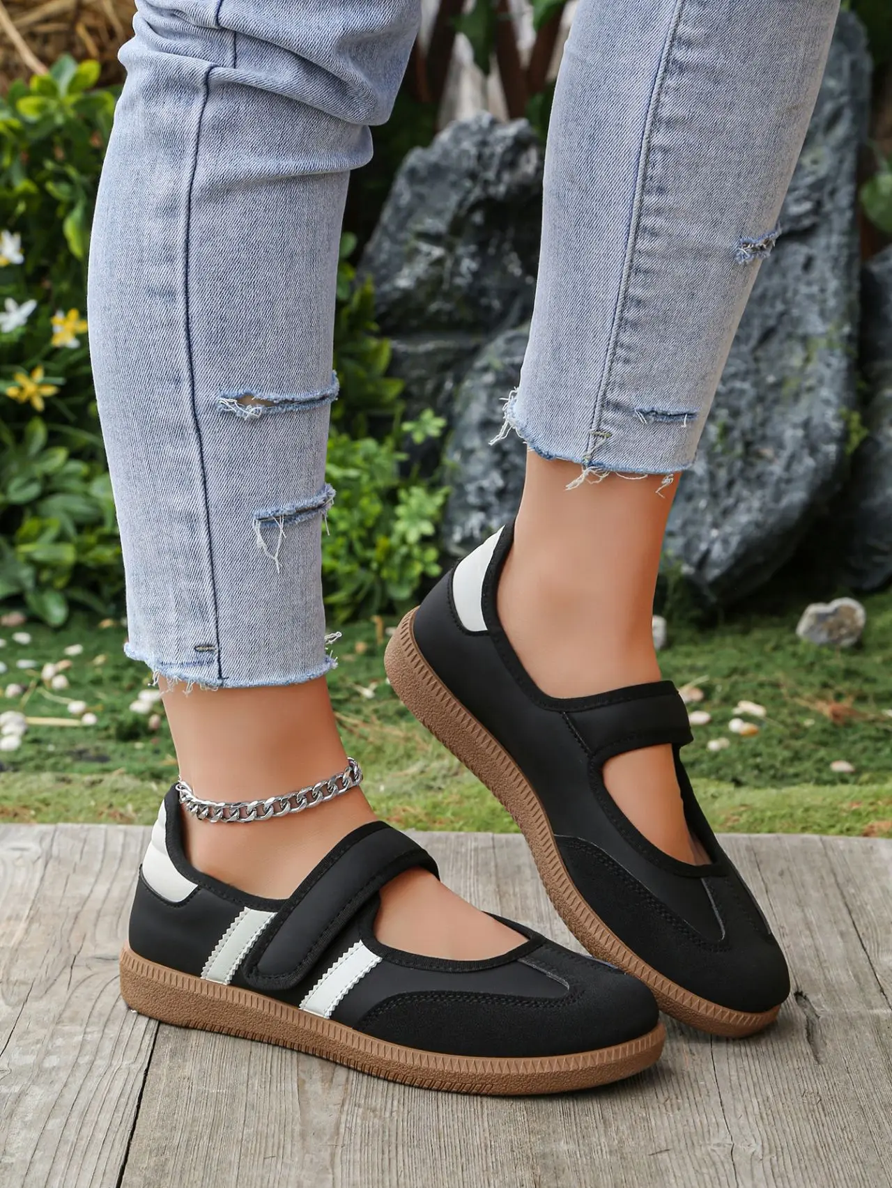 Women Large Size Casual Sneakers New Slip on Walking Shoes Spring Autumn Soft Bottom Board Shoes for Women Zapatos De Mujer