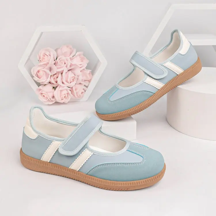 Women Large Size Casual Sneakers New Slip on Walking Shoes Spring Autumn Soft Bottom Board Shoes for Women Zapatos De Mujer