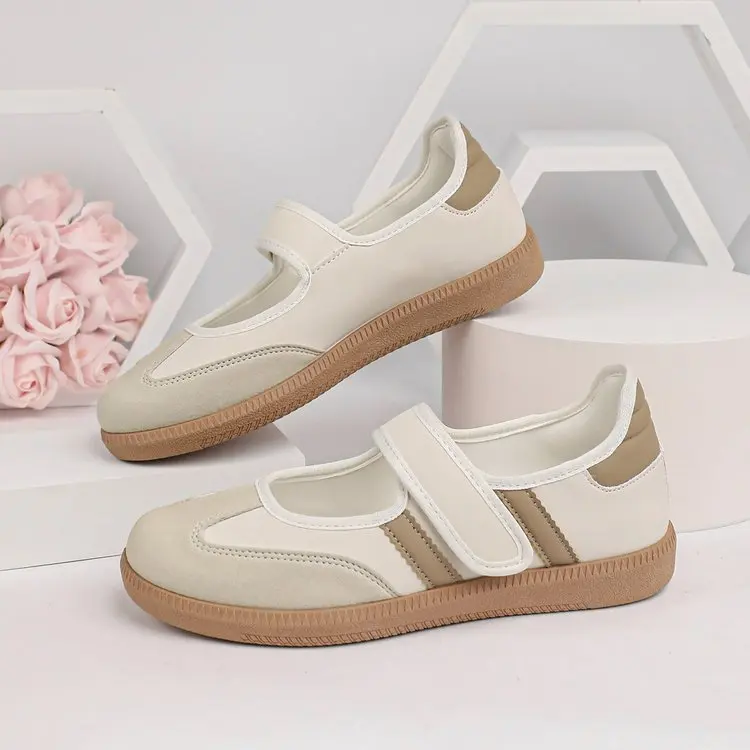 Women Large Size Casual Sneakers New Slip on Walking Shoes Spring Autumn Soft Bottom Board Shoes for Women Zapatos De Mujer