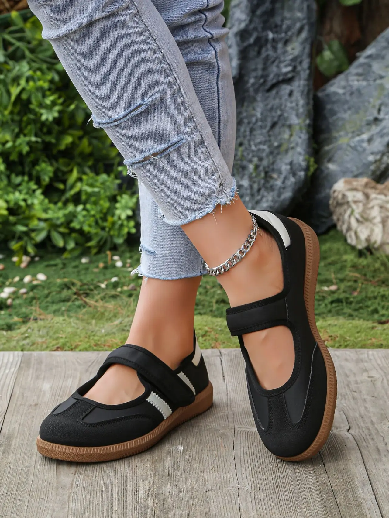 Women Large Size Casual Sneakers New Slip on Walking Shoes Spring Autumn Soft Bottom Board Shoes for Women Zapatos De Mujer