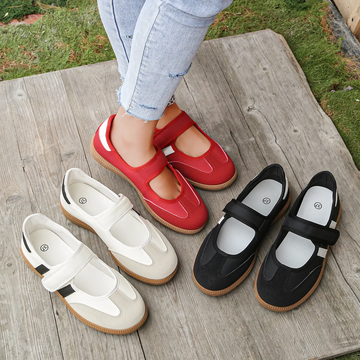 Women Large Size Casual Sneakers New Slip on Walking Shoes Spring Autumn Soft Bottom Board Shoes for Women Zapatos De Mujer
