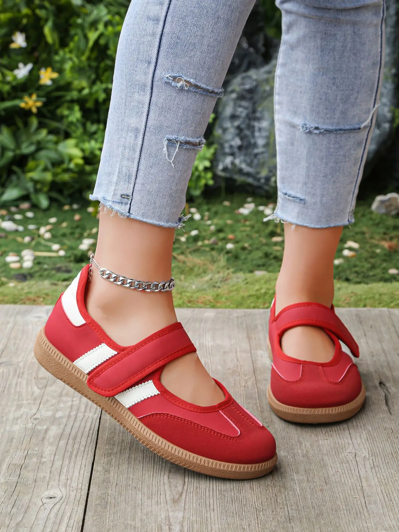Women Large Size Casual Sneakers New Slip on Walking Shoes Spring Autumn Soft Bottom Board Shoes for Women Zapatos De Mujer