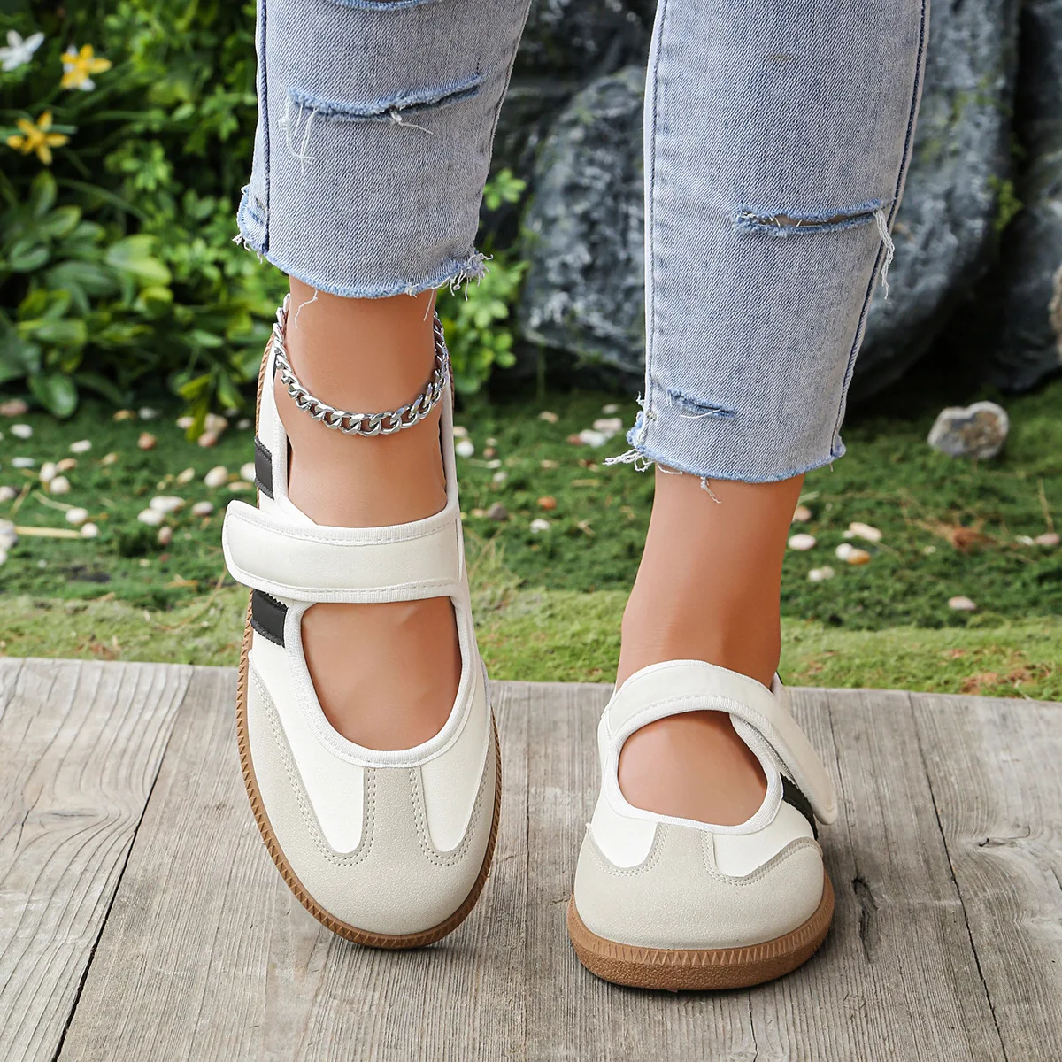 Women Large Size Casual Sneakers New Slip on Walking Shoes Spring Autumn Soft Bottom Board Shoes for Women Zapatos De Mujer