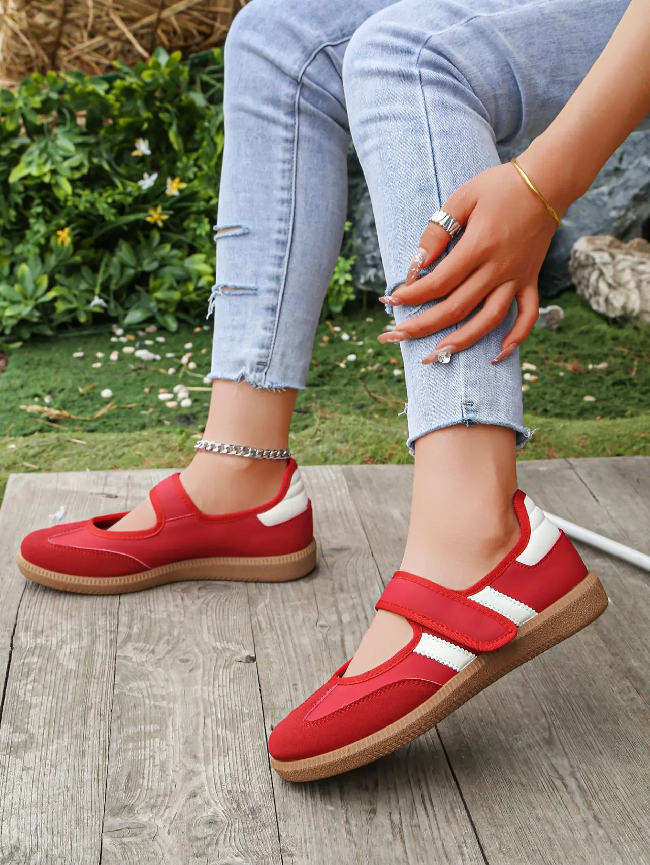 Women Large Size Casual Sneakers New Slip on Walking Shoes Spring Autumn Soft Bottom Board Shoes for Women Zapatos De Mujer