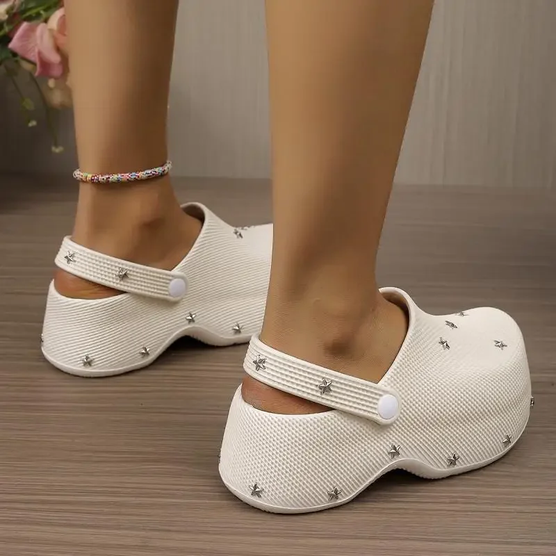 Y2K Metal Star Chunky Platform Clogs Sandals Women Summer 2026 Soft Thick Bottom Garden Shoes Woman's Lightweight Beach Slippers