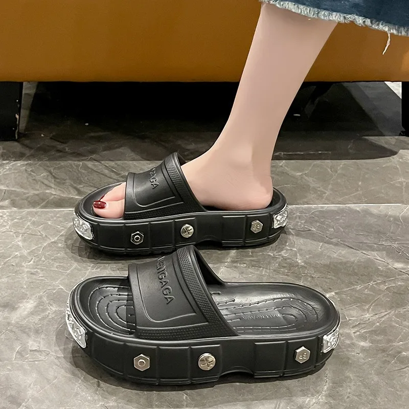 Women's Sandals Fashion Platform Slippers Punk Style Rivet Women's Shoes Increase Height Thick Soled EVA Anti-slip Slipper Paris