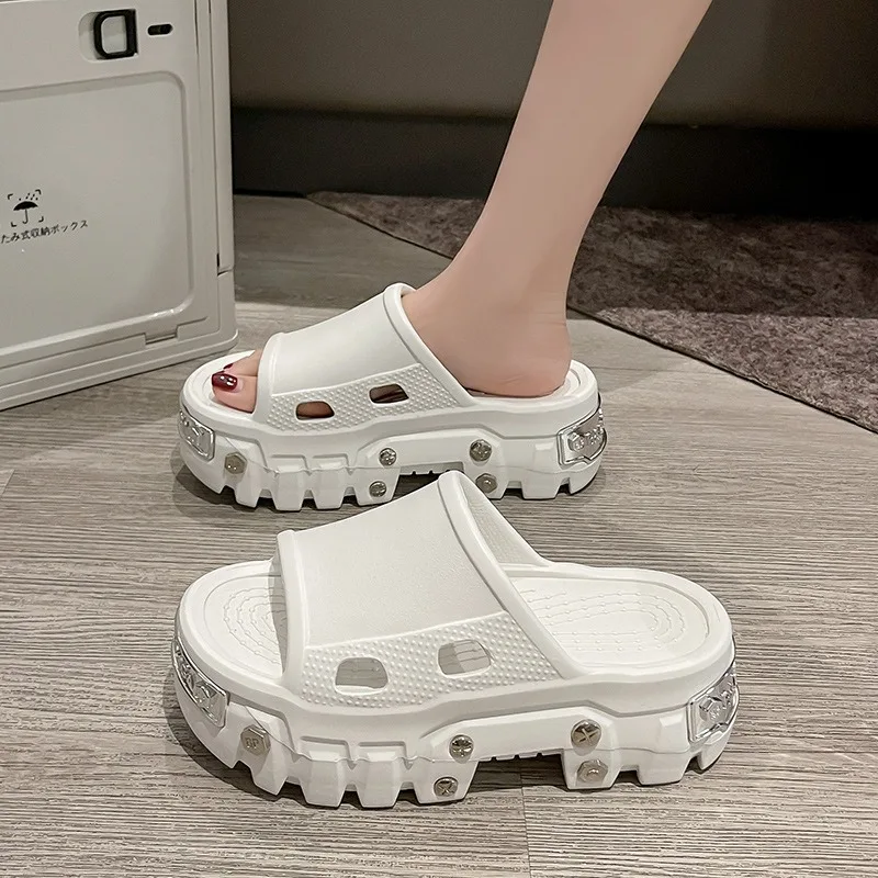 Women's Sandals Fashion Platform Slippers Punk Style Rivet Women's Shoes Increase Height Thick Soled EVA Anti-slip Slipper Paris