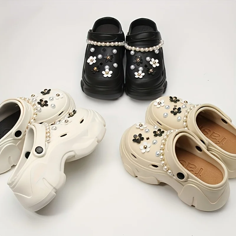 Fashion EVA Clogs, Removable DIY Platform Height-Boosting Clogs with Pearl Chains, Pearls & Black-White Flower Charms, All-Seaso