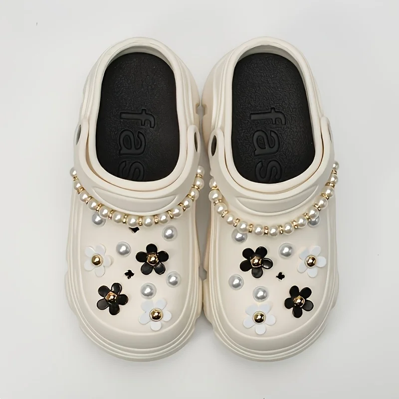 Fashion EVA Clogs, Removable DIY Platform Height-Boosting Clogs with Pearl Chains, Pearls & Black-White Flower Charms, All-Seaso