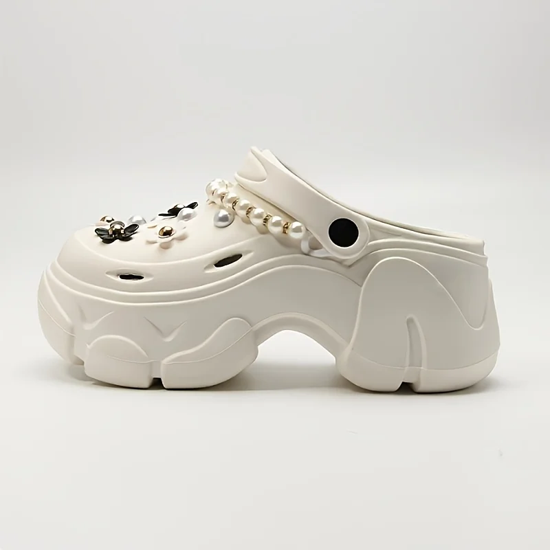 Fashion EVA Clogs, Removable DIY Platform Height-Boosting Clogs with Pearl Chains, Pearls & Black-White Flower Charms, All-Seaso