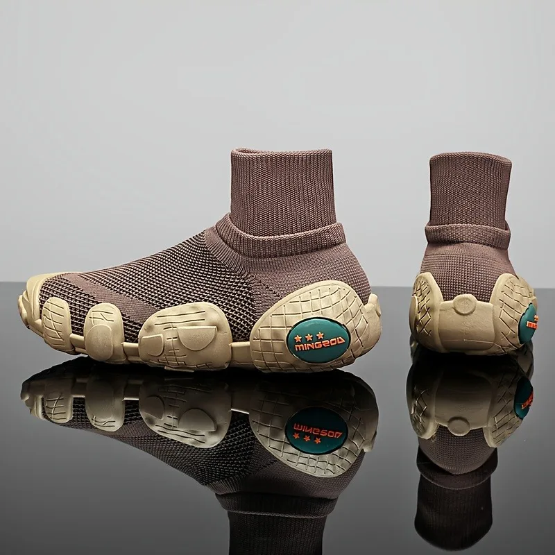 Summer Breathable Hollow Mesh Shoes, Casual Sports Shoes, Fashionable and Versatile Men's Shoes