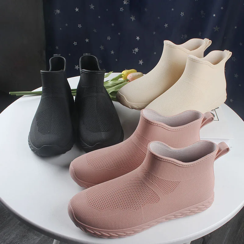 2026 Men's /women's Fashionable College Rain Boots and Rubber Shoes, Outdoor Travel Rainy Day Unisex Overshoes Foot Protectors