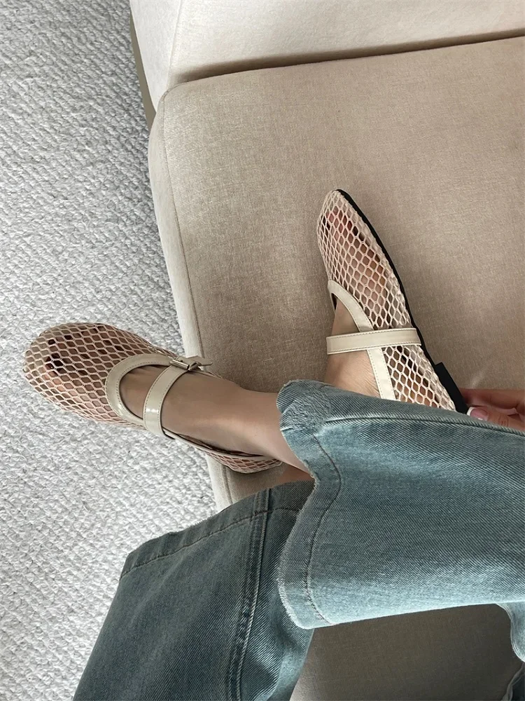 Aneikeh Round Toe Flat Shoes Women Non Slip Flat Sandals Sizes 35-43 Breathable Mesh Beach Outdoor Shallow Comfortable Shoes